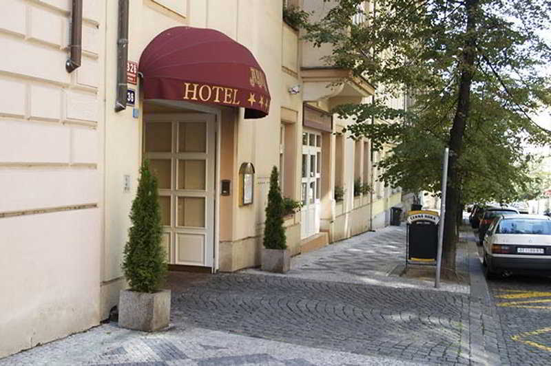 Abri Hotel Praga Exterior foto